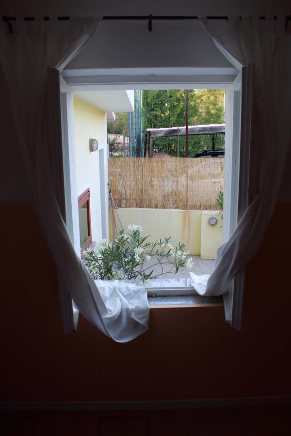 Guest House Li Minnanni Олбия Екстериор снимка